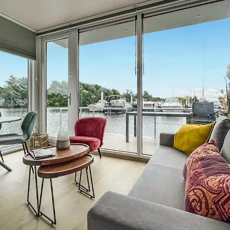 House Boat Martinique