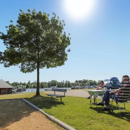 House Boat Martinique 5*