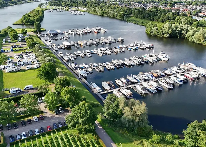 Hotel en barco House Boat Martinique 5*