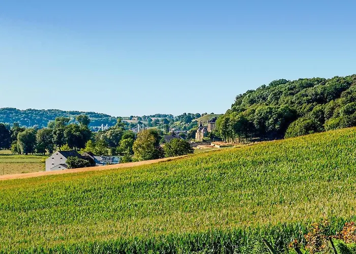 House Boat Martinique 5* Maastricht