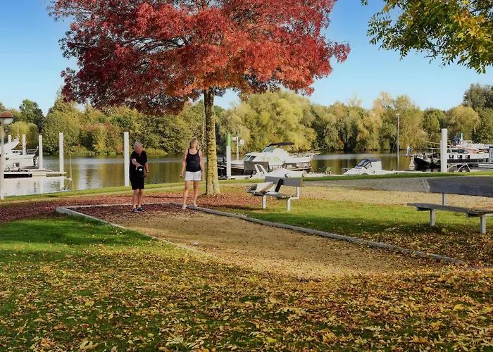 بوتيل House Boat Martinique 5*