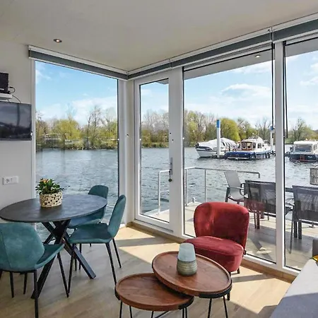 Bådhotel House Boat Martinique 5*